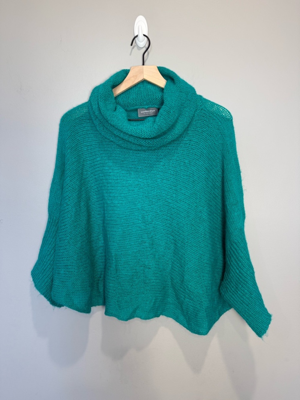 Wooden Ships by‎ Paola Buendia Cowl Neck poncho sweater size S/M